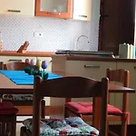 Appartement Lovely In *