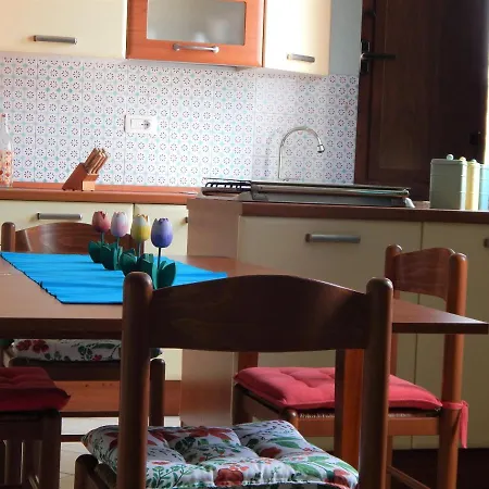 Apartament Lovely In *