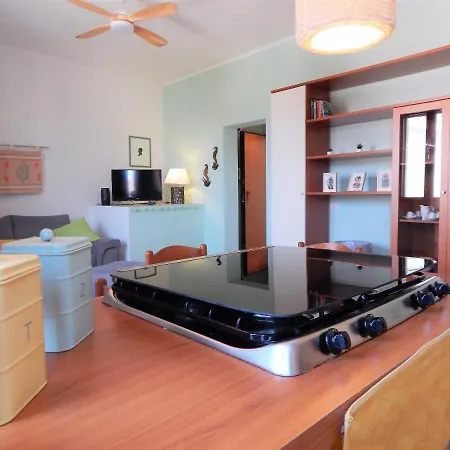 Apartment Lovely In